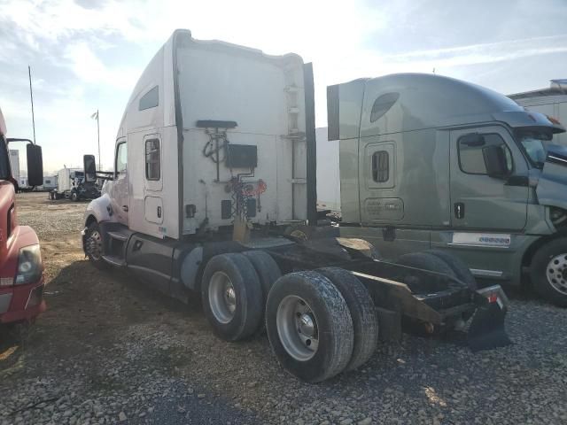 2015 Kenworth Construction T680