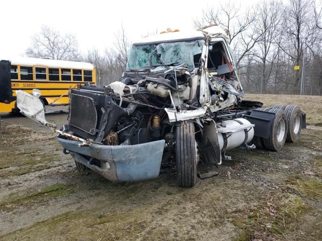 2007 Freightliner Conventional Columbia