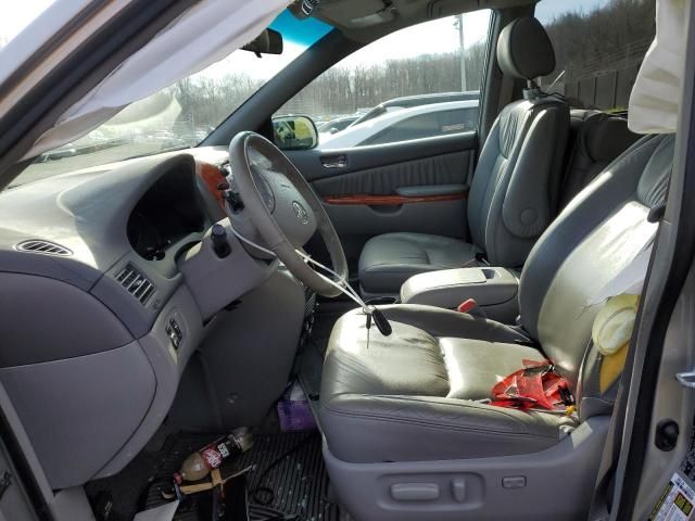 2008 Toyota Sienna XLE