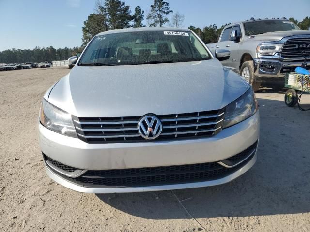 2013 Volkswagen Passat SE