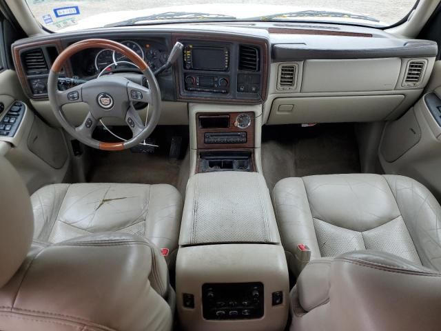 2004 Cadillac Escalade Luxury