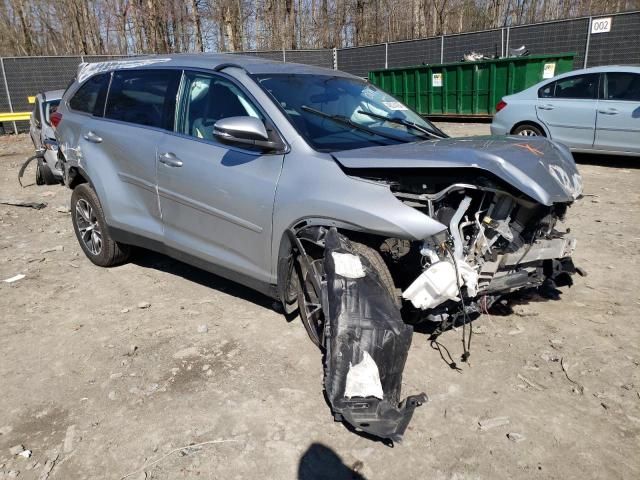 2019 Toyota Highlander LE