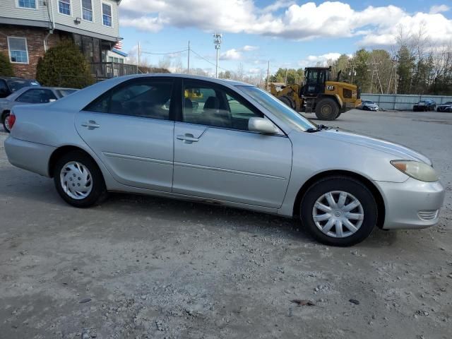 2005 Toyota Camry LE