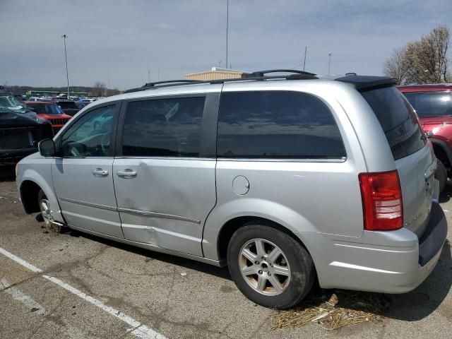 2010 Chrysler Town & Country Touring