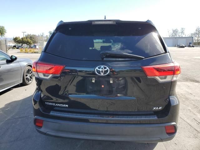 2017 Toyota Highlander SE