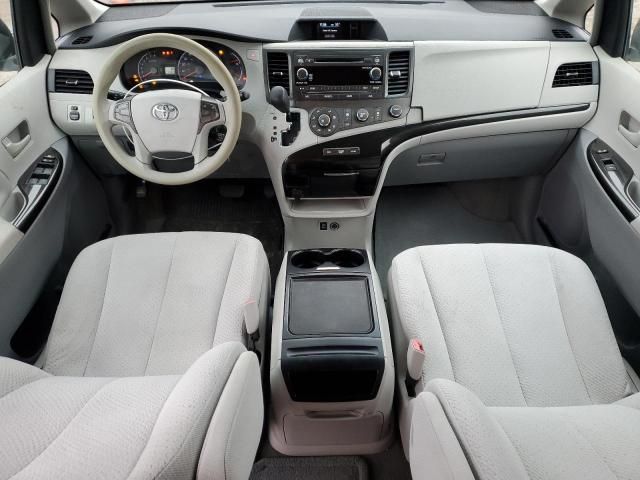 2012 Toyota Sienna LE