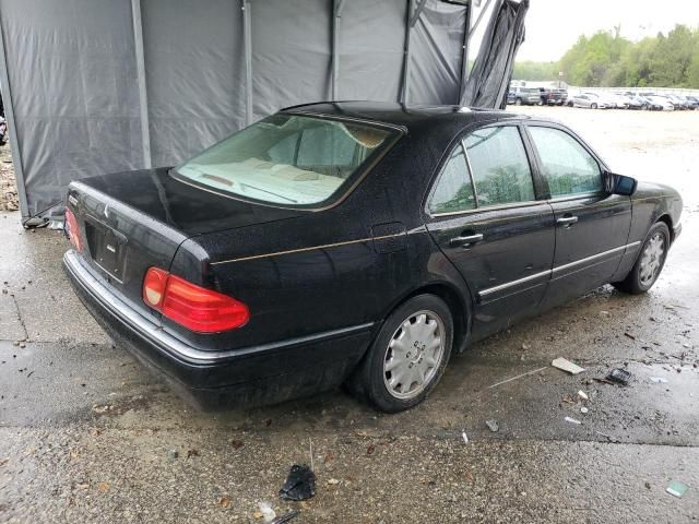 1999 Mercedes-Benz E 320