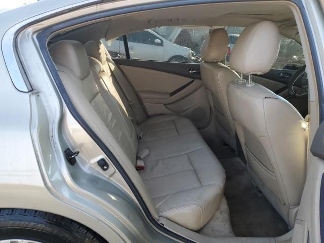 2010 Nissan Altima Base