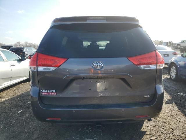 2012 Toyota Sienna XLE