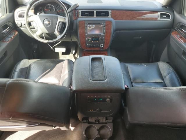 2014 Chevrolet Suburban C1500 LTZ