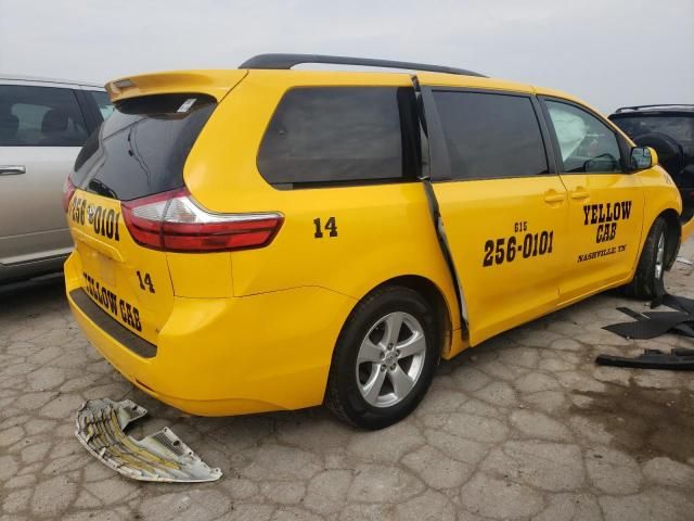 2015 Toyota Sienna LE