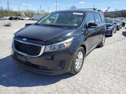 Vehiculos salvage en venta de Copart Bridgeton, MO: 2017 KIA Sedona LX