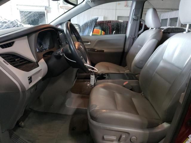 2018 Toyota Sienna XLE