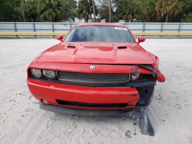 2010 Dodge Challenger SE