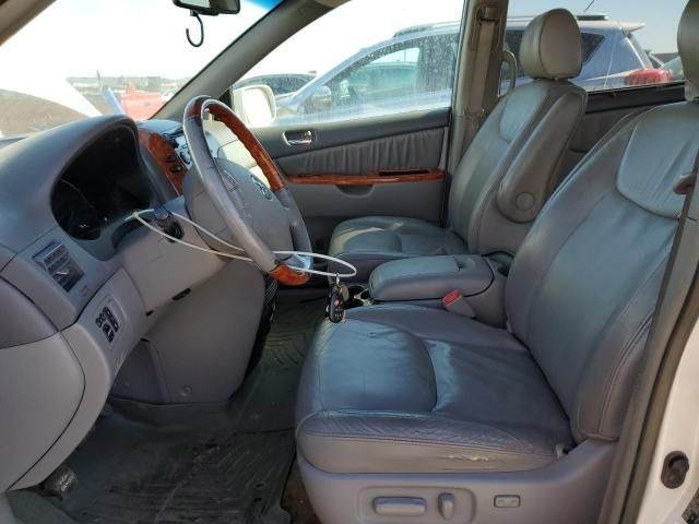 2007 Toyota Sienna XLE