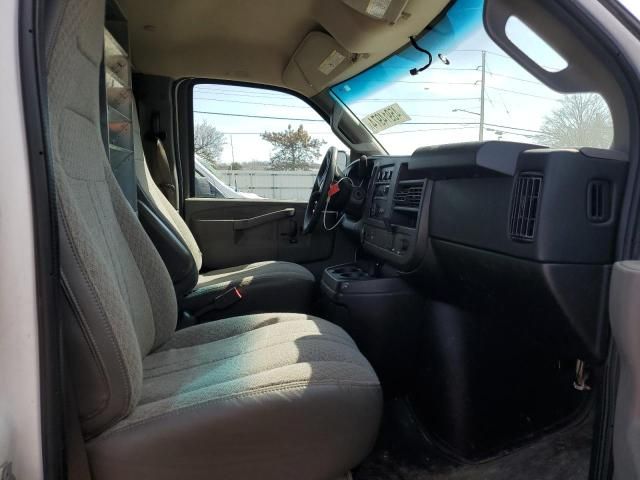 2016 Chevrolet Express G2500