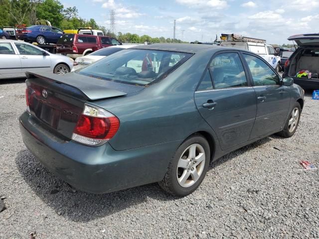 2005 Toyota Camry LE