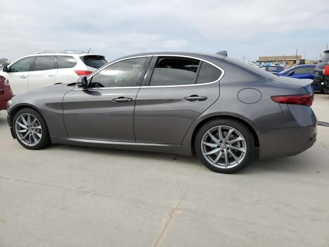 2021 Alfa Romeo Giulia Sport