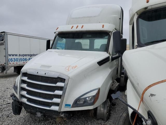 2022 Freightliner Cascadia 126