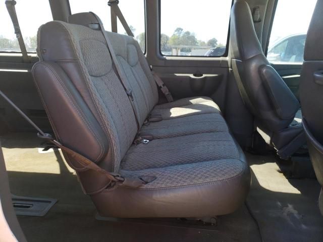 2004 Chevrolet Express G3500