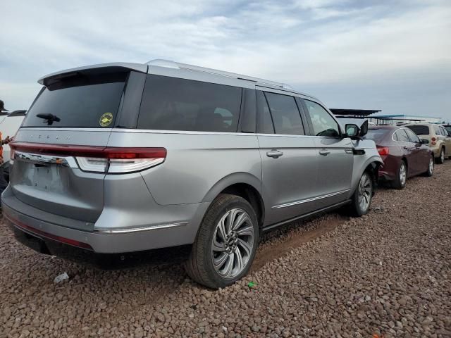 2022 Lincoln Navigator L Reserve