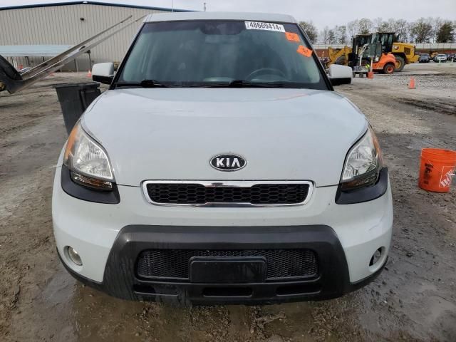 2010 KIA Soul +