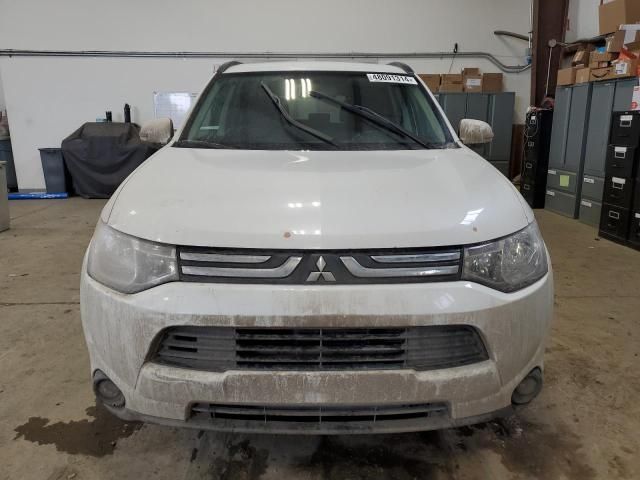 2014 Mitsubishi Outlander SE