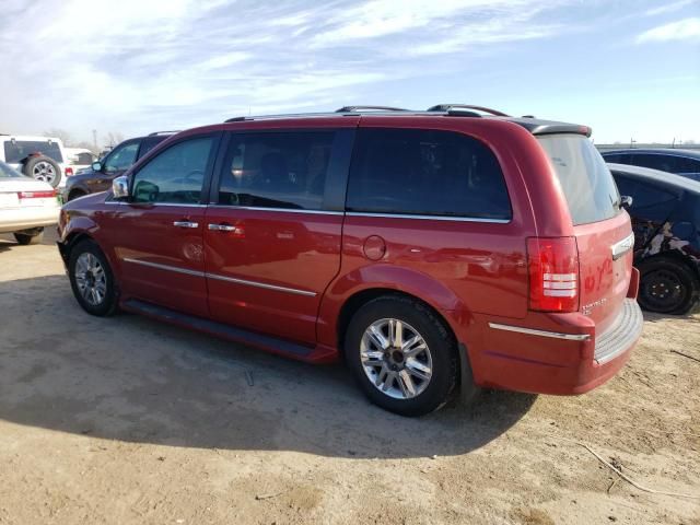 2010 Chrysler Town & Country Limited