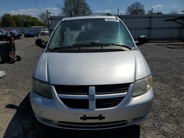 2005 Dodge Grand Caravan SE