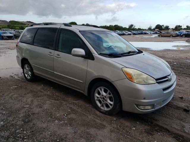 2005 Toyota Sienna XLE