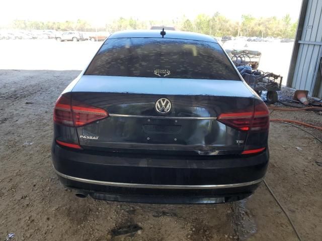 2017 Volkswagen Passat R-Line