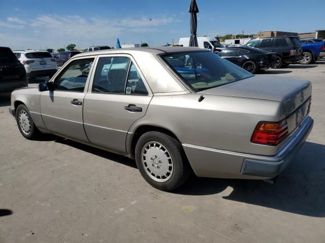 1992 Mercedes-Benz 300 E