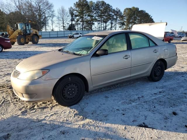 2005 Toyota Camry LE