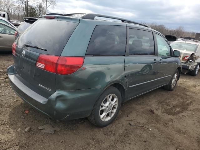 2005 Toyota Sienna XLE