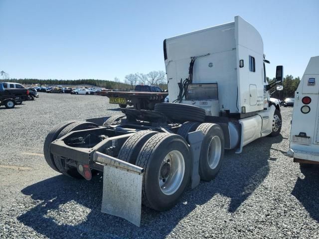 2017 Peterbilt 579