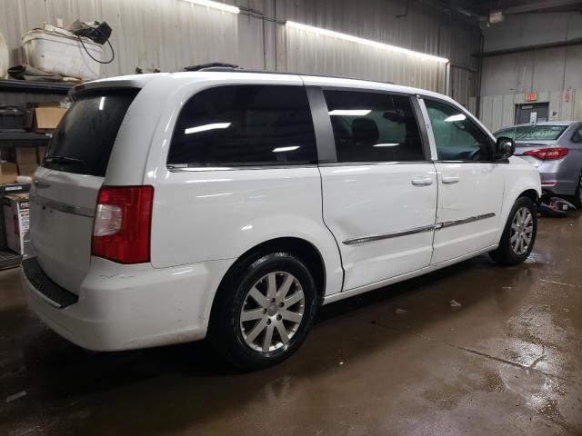 2016 Chrysler Town & Country Touring