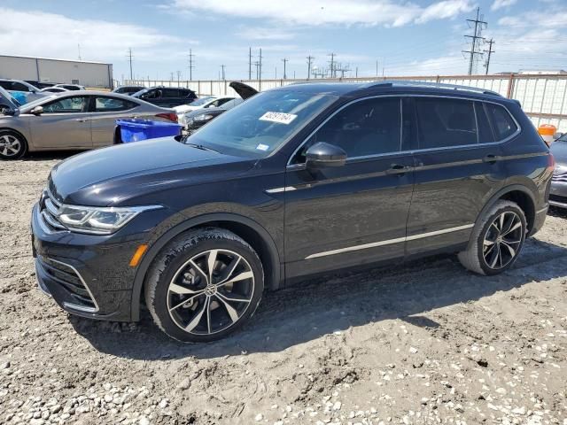 2023 Volkswagen Tiguan SEL R-LINE Black