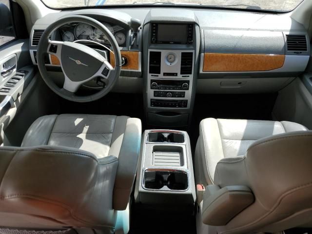 2008 Chrysler Town & Country Limited