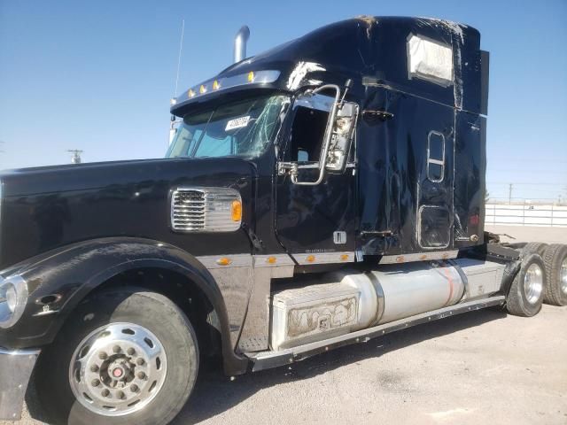 2016 Freightliner Conventional Coronado 132