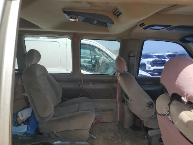 2001 GMC Savana G1500 Luxury