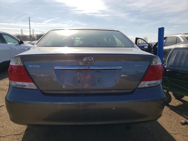 2005 Toyota Camry LE