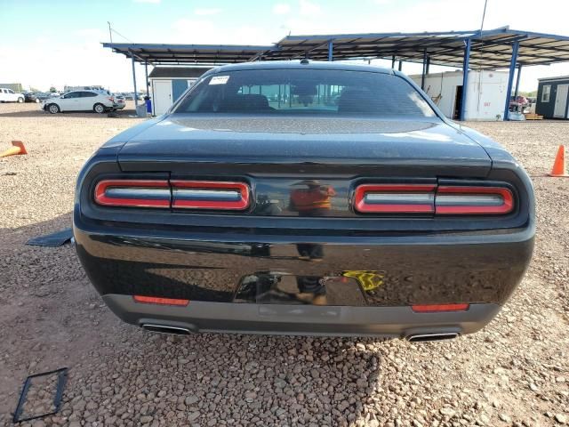 2015 Dodge Challenger SXT