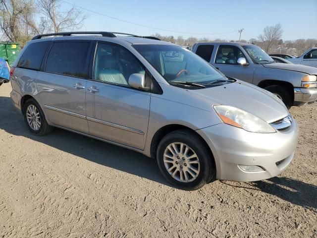 2008 Toyota Sienna XLE