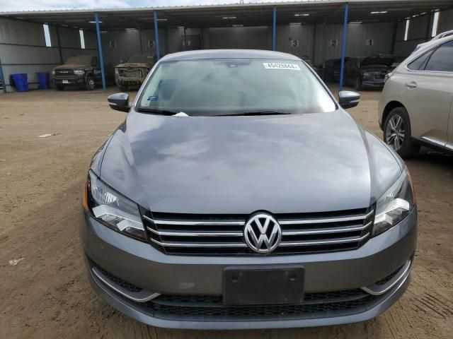 2013 Volkswagen Passat SE