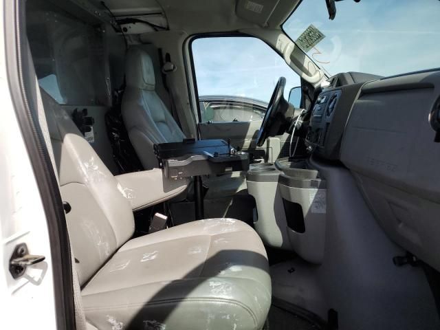 2010 Ford Econoline E250 Van