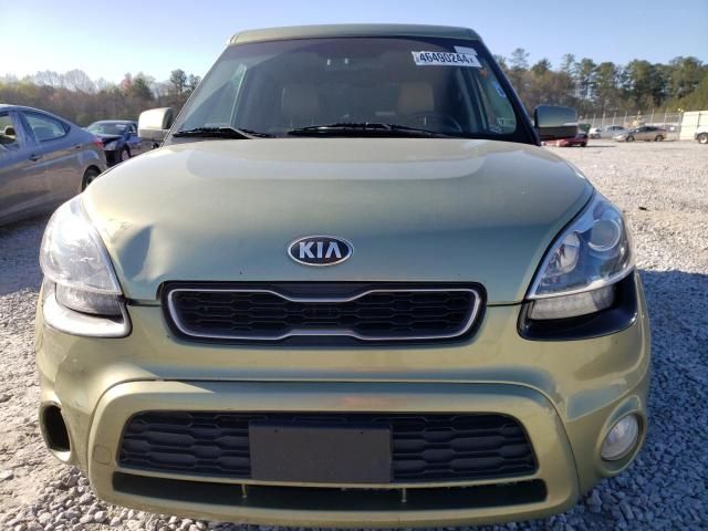 2013 KIA Soul +