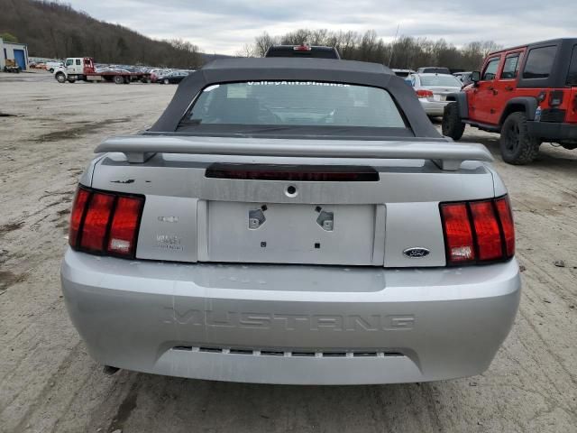 2004 Ford Mustang