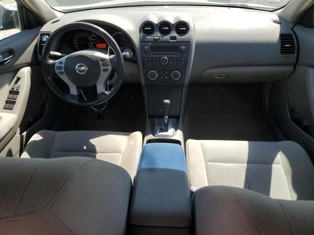 2011 Nissan Altima Base