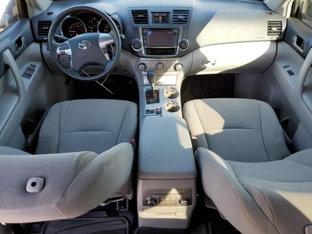 2013 Toyota Highlander Base