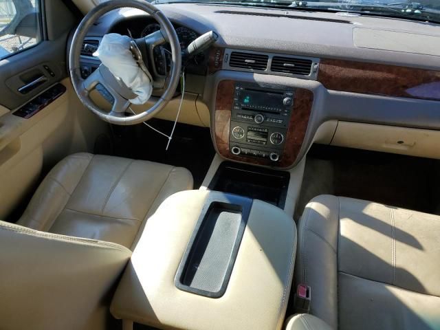 2012 Chevrolet Suburban C1500 LT